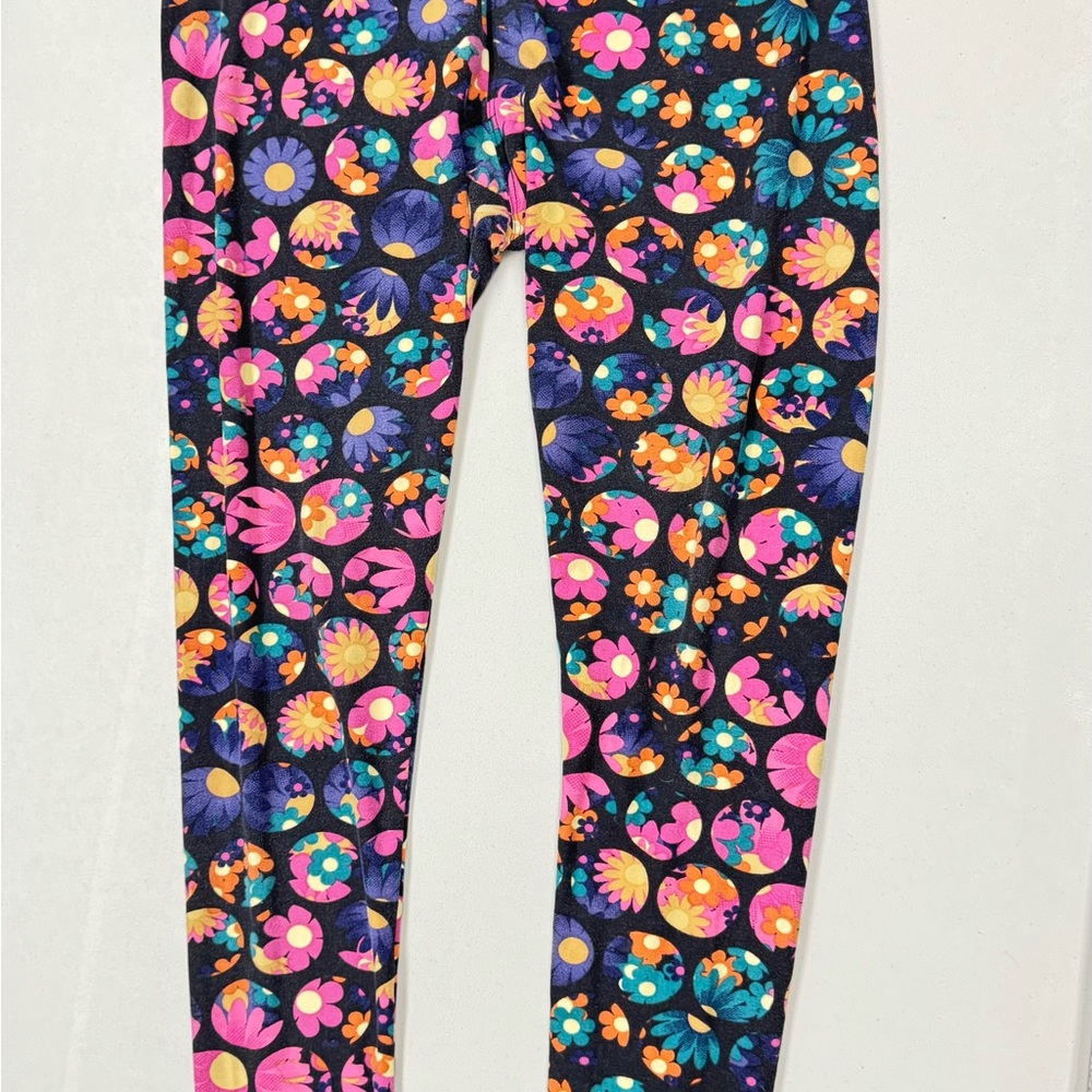 LuLaRoe TC Leggings black with Pink and yellow Floral Design